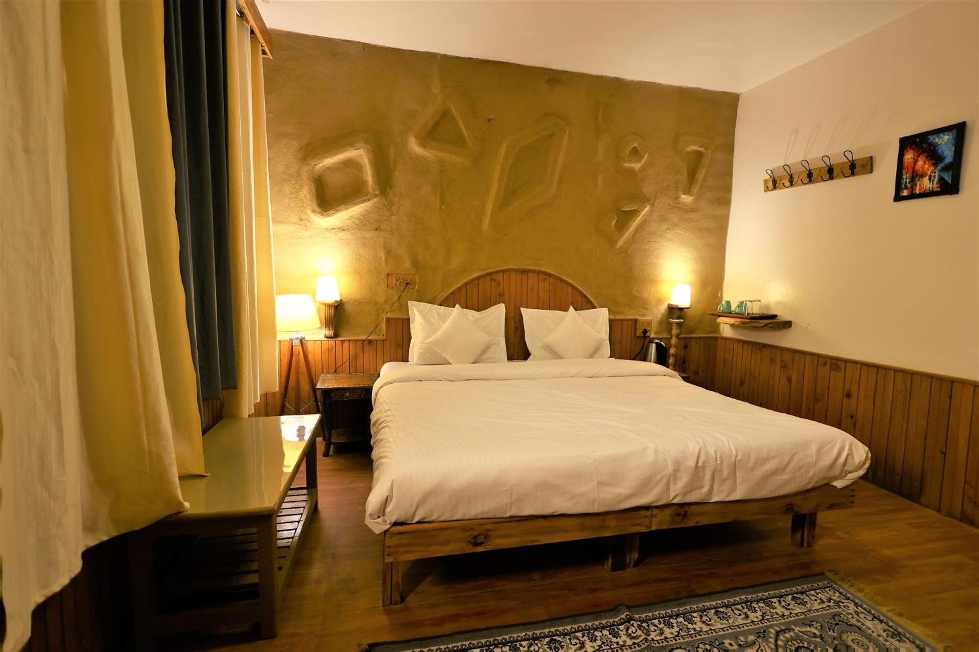 Beholden Stay And Cafe - A Luxury Boutique Hotel In Manali Manali (Himachal Pradesh) Exterior photo